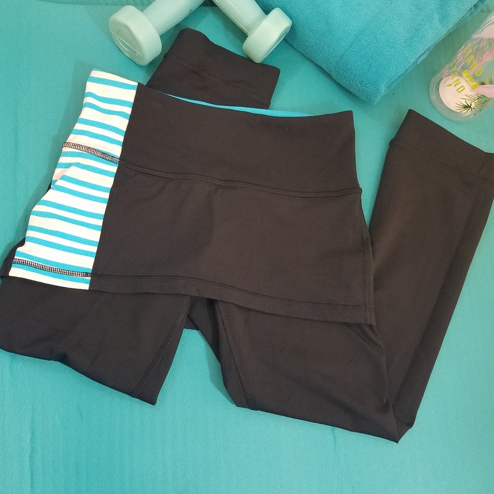 Lululemon A Go Go Crop Leggings